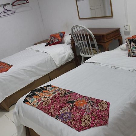 Emma Guesthouse Jertih Extérieur photo