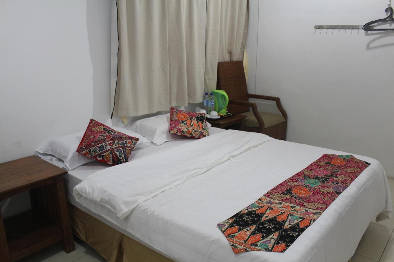 Emma Guesthouse Jertih Extérieur photo