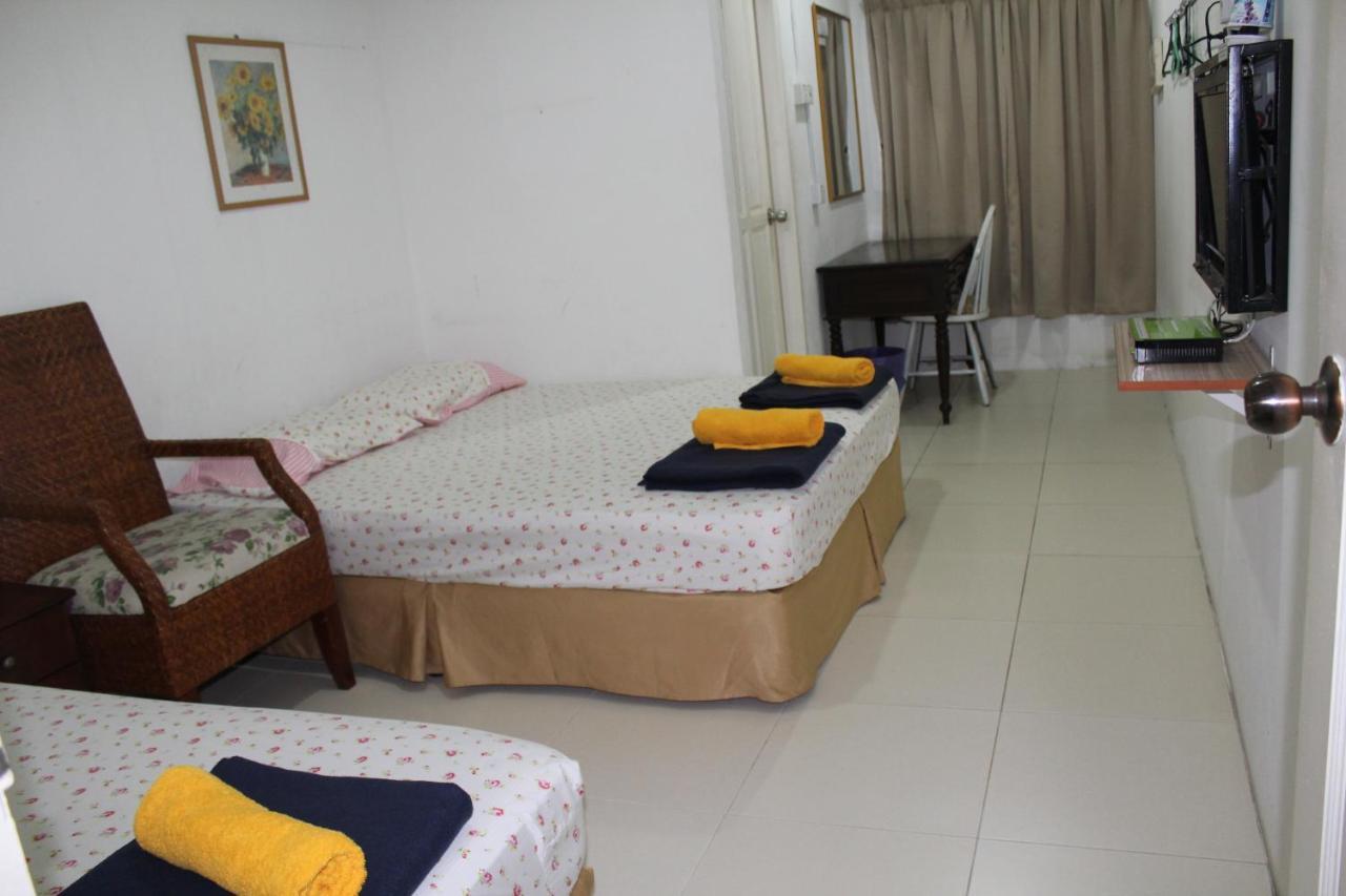 Emma Guesthouse Jertih Extérieur photo